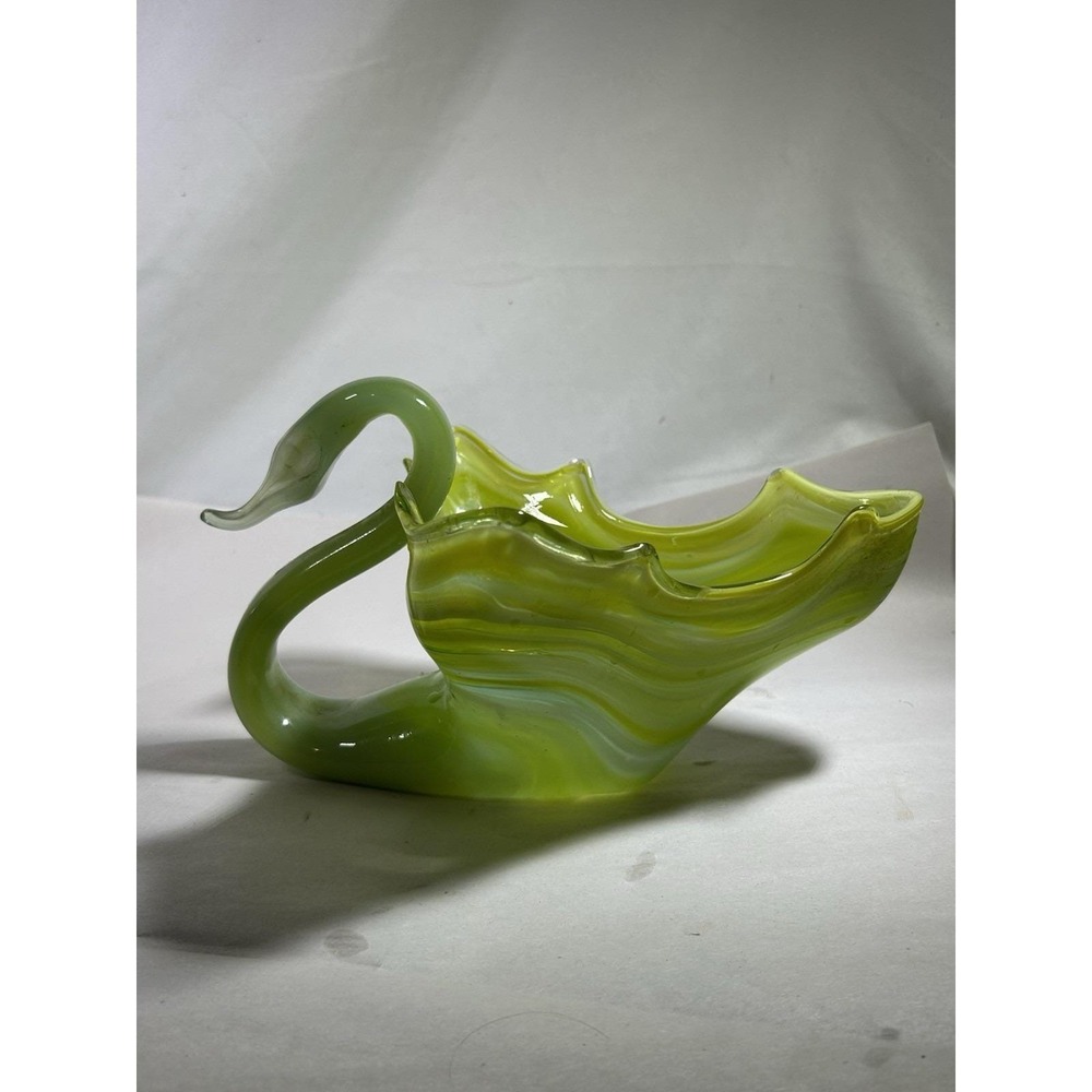 Vintage MCM Sooner Hand Blown Art Glass Swan Centerpiece Bowl Candy Dish Green